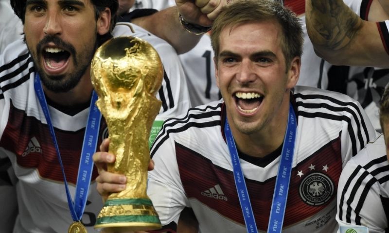 Philipp Lahm - cầu thủ có một không hai trong lịch sử bóng đá